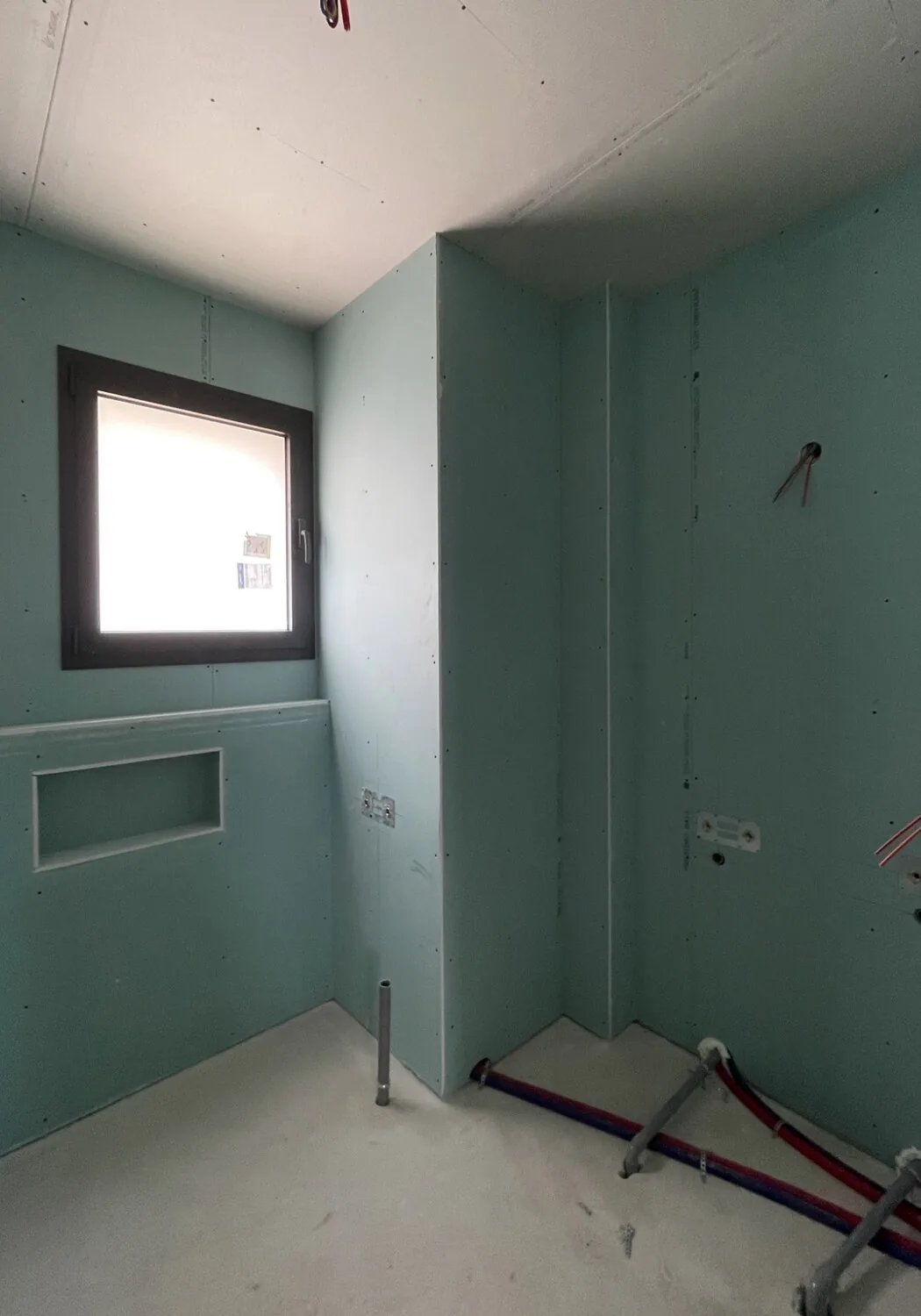 État du chantier avant travaux, espace 3 de la maison